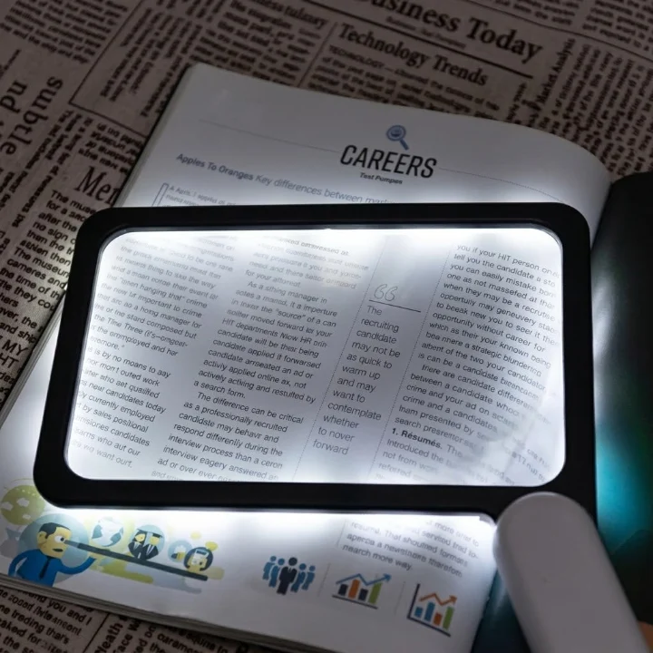 LED-Leselupe, 5-fache Vergrößerung, klappbar, Sichtfeld 18,5 x 11,3 cm – Bild 7